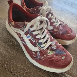 Vans Women's Red and White Floral Sneakers